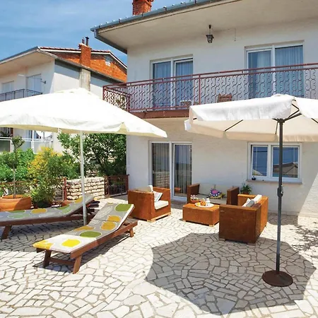 Дом отдыха 3 Bedroom Beautiful In