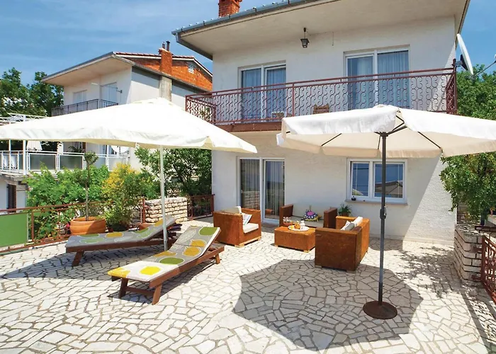 Дом отдыха 3 Bedroom Beautiful In