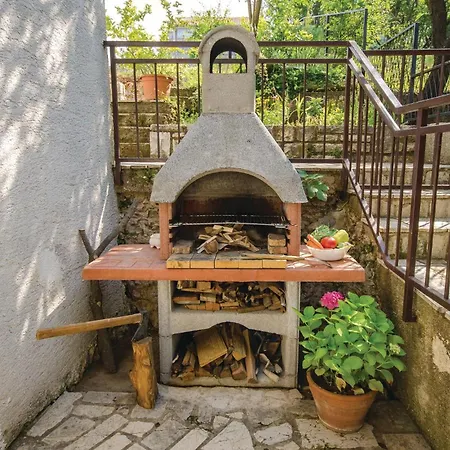 Σπίτι διακοπών 3 Bedroom Beautiful In Jadranovo