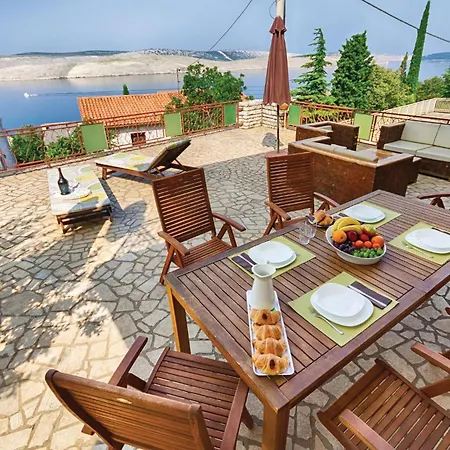 3 Bedroom Beautiful In *