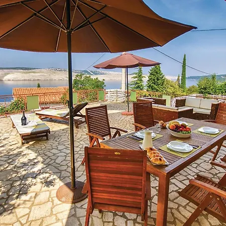 Σπίτι διακοπών 3 Bedroom Beautiful In Jadranovo