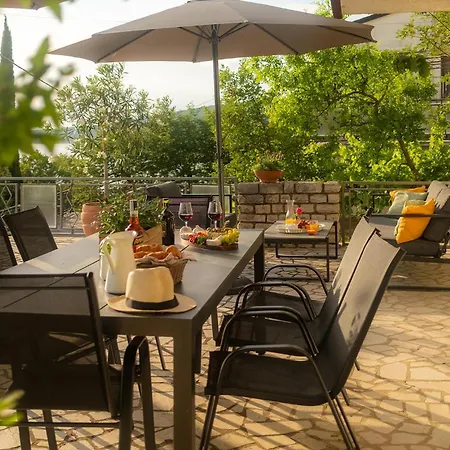 Casa vacanze 3 Bedroom Beautiful In Jadranovo