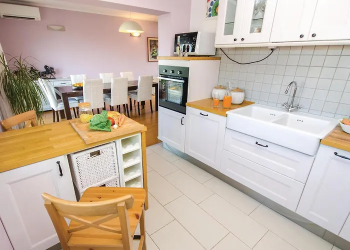 3 Bedroom Beautiful In