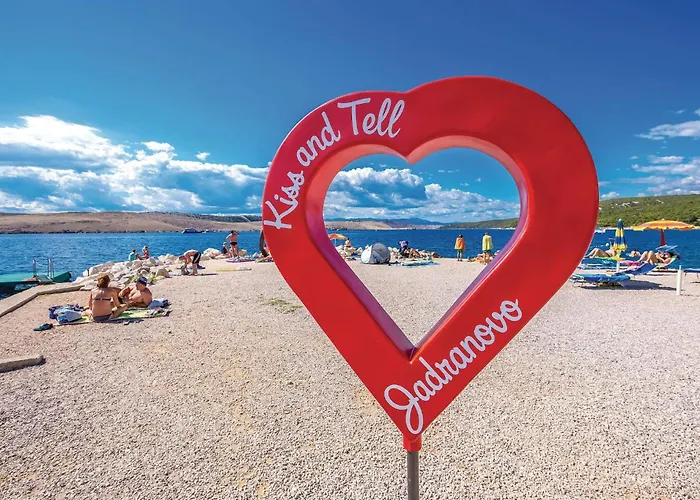 3 Bedroom Beautiful In 펜션 *